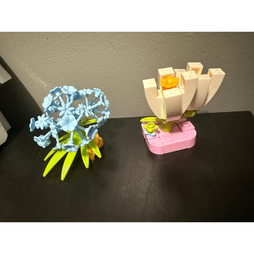 Flowers made of blocks